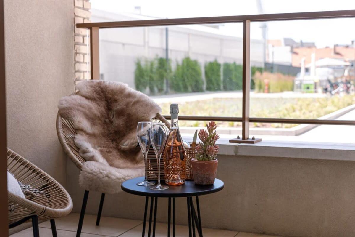 Luxurious Flat "De Zilte Zeezoen" Close To The Sea Ostende Exterior foto