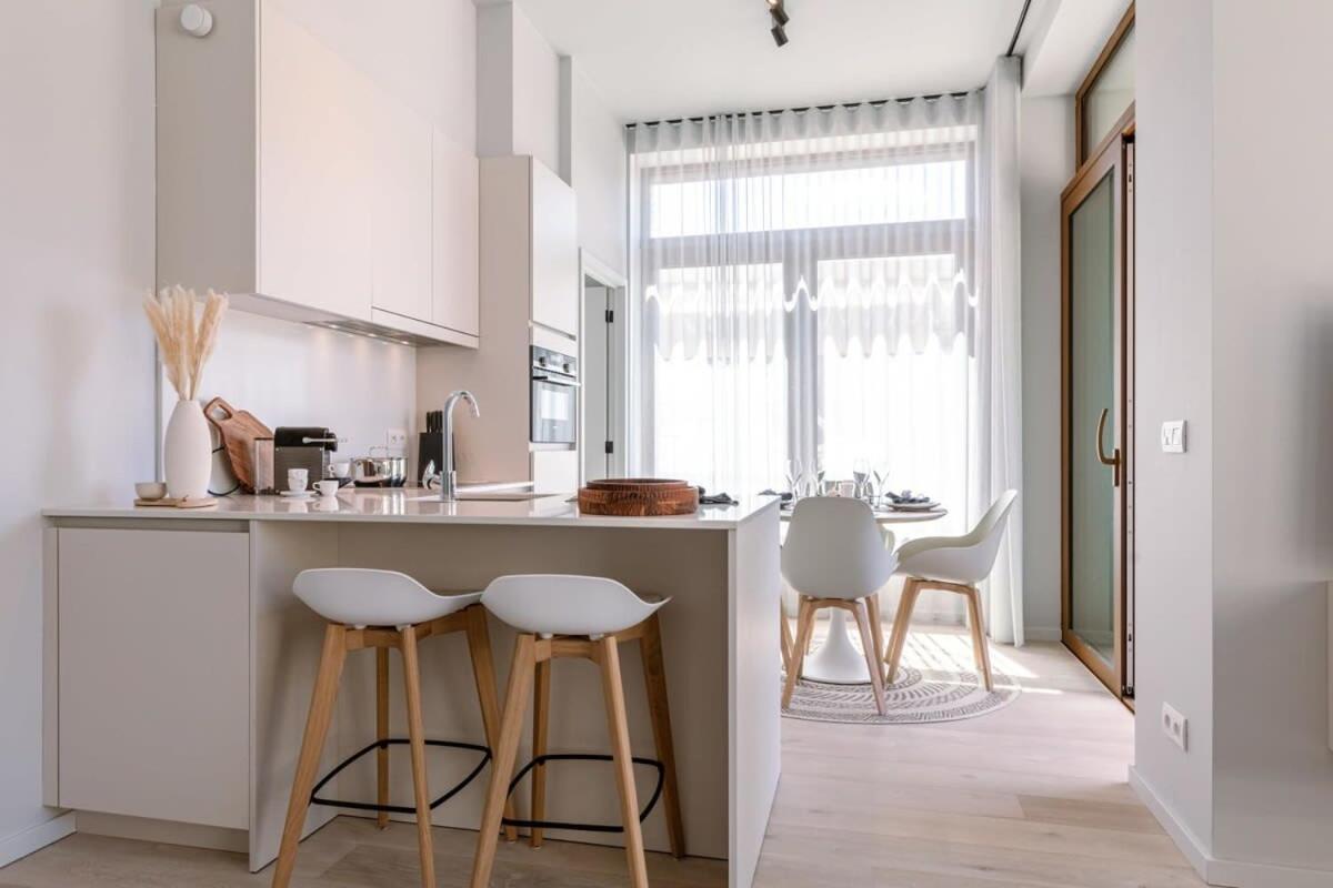 Luxurious Flat "De Zilte Zeezoen" Close To The Sea Ostende Exterior foto